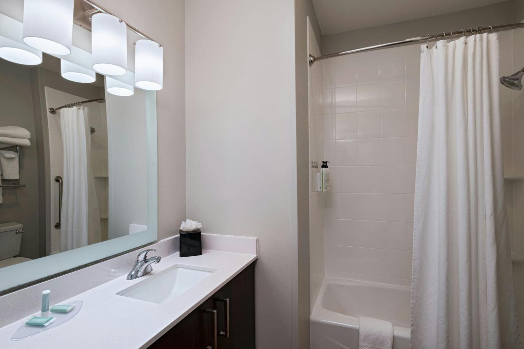 Towneplace Suites By Marriott Ames Εξωτερικό φωτογραφία