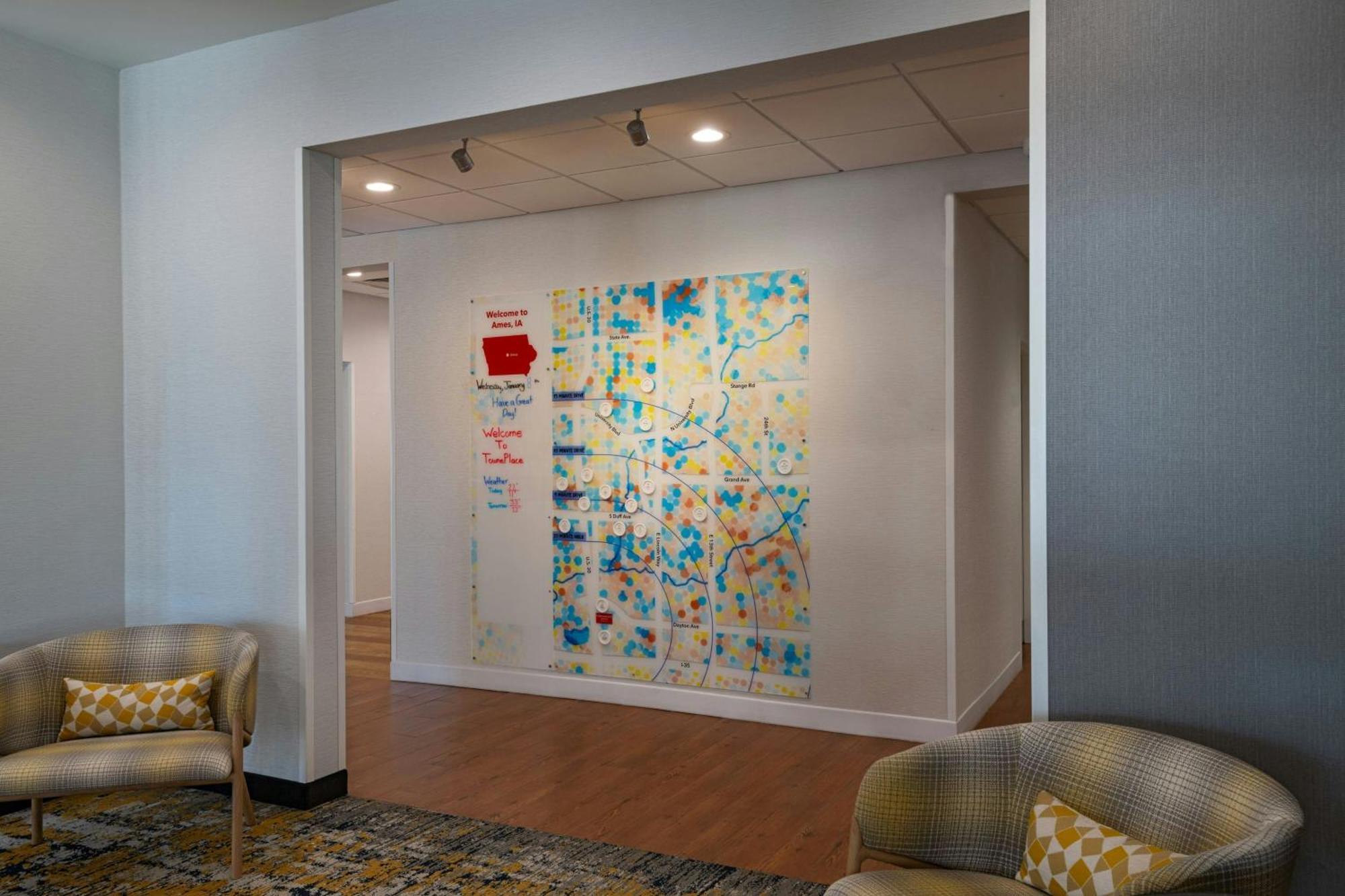 Towneplace Suites By Marriott Ames Εξωτερικό φωτογραφία