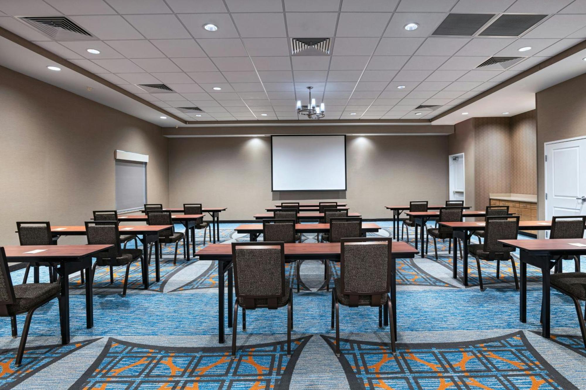 Towneplace Suites By Marriott Ames Εξωτερικό φωτογραφία