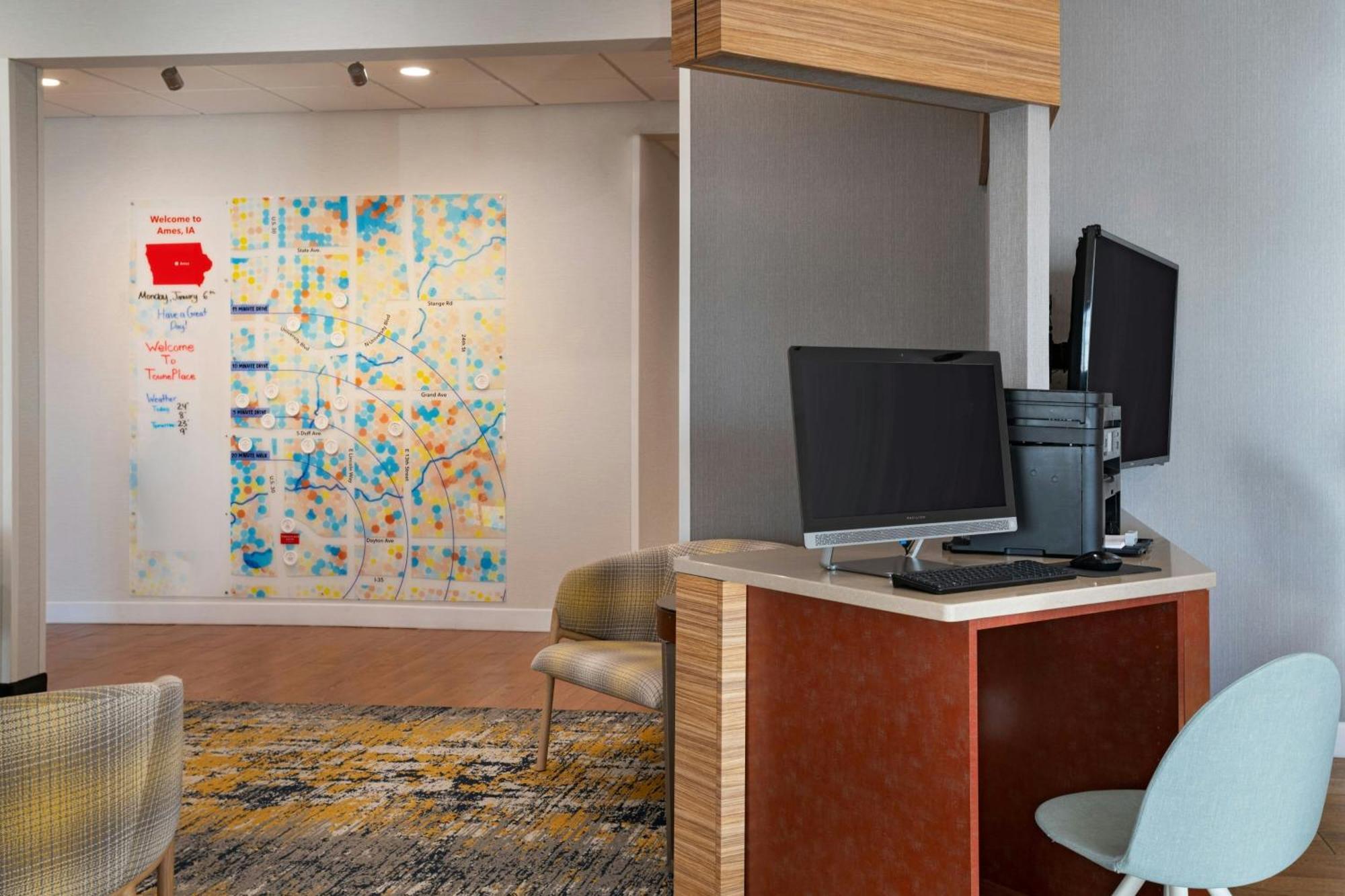Towneplace Suites By Marriott Ames Εξωτερικό φωτογραφία