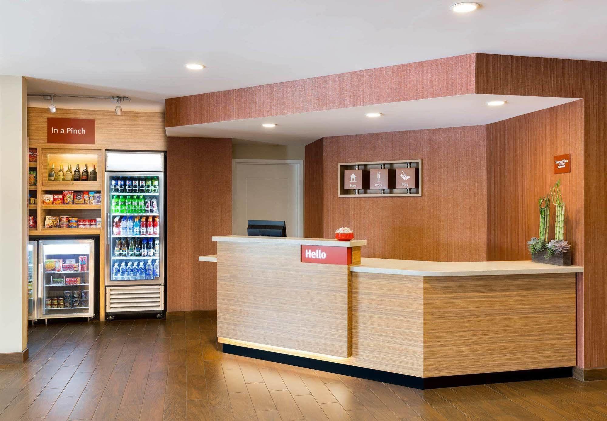 Towneplace Suites By Marriott Ames Εξωτερικό φωτογραφία